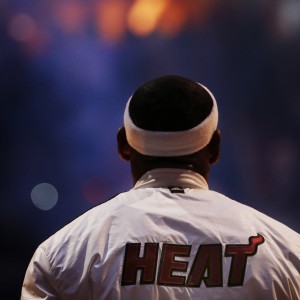 kaiyun官方-单刀梦碎红牛竞技场，维尼修斯神勇扑救成关键先生，维尼修斯化身门神，单刀梦碎红牛竞技场